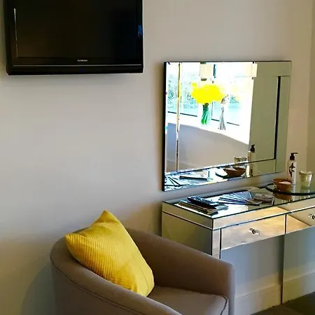 Penzion Hazelbrook 3*