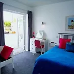 Hazelbrook Pensionat 3*